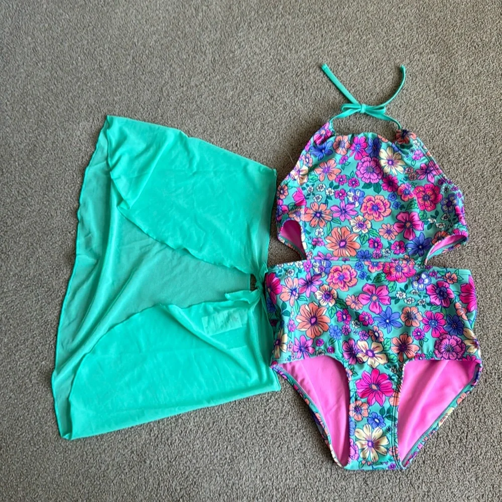 NWT Cat‎ & Jack Girl’s Gingham Floral Cut Out Swimsuit Set - Size: L 10/12 PLUS